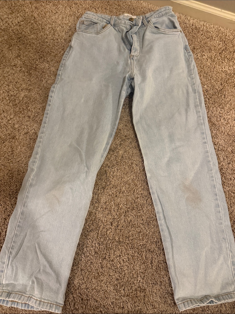 Women’s Relaxed Light Blue Denim Jeans - Casual Comfort